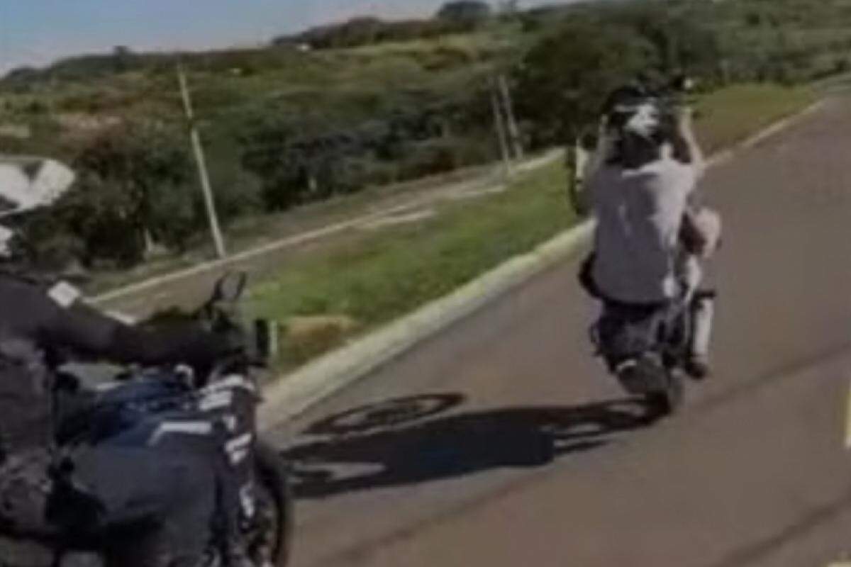 Motociclista tem veículo confiscado após realizar manobra arriscada diante da GM