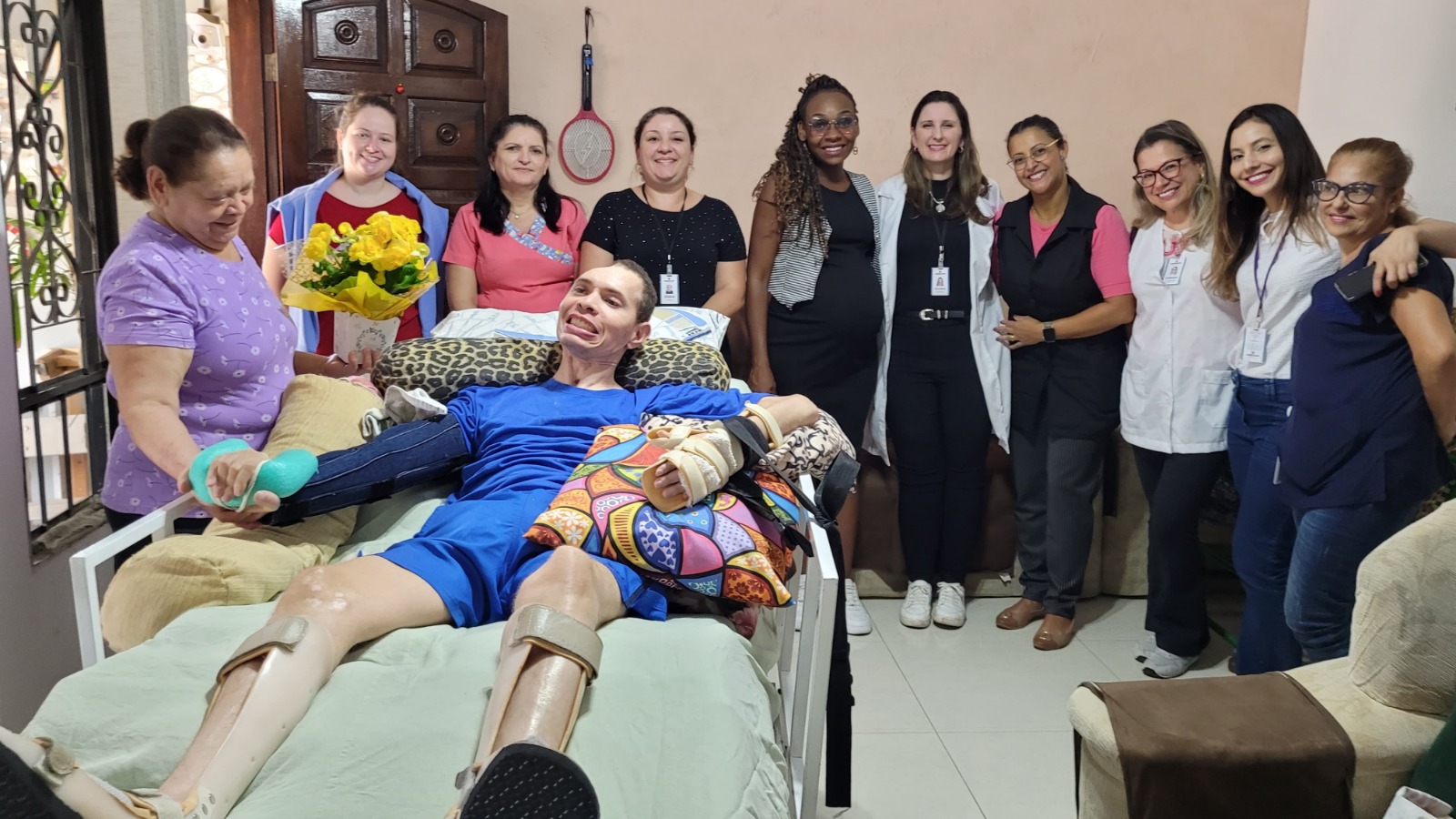 Homenagem Emocionante - Secretaria de Saúde de Americana Celebra Mães Dedicadas de Pacientes Acamados