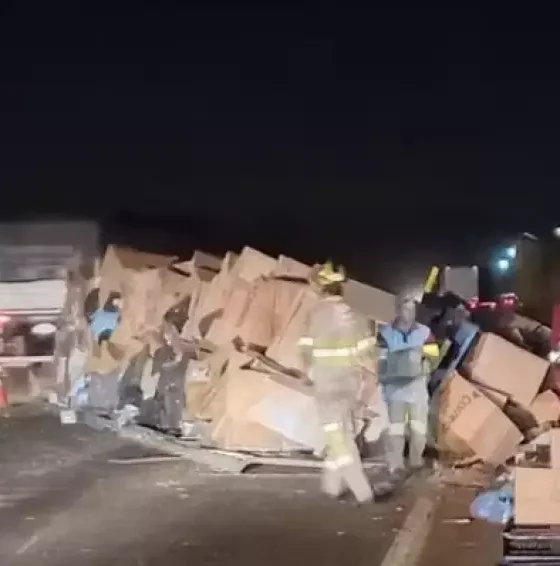 Tragédia na Rodovia dos Bandeirantes - Veículo de Ajuda Humanitária Sofre Acidente