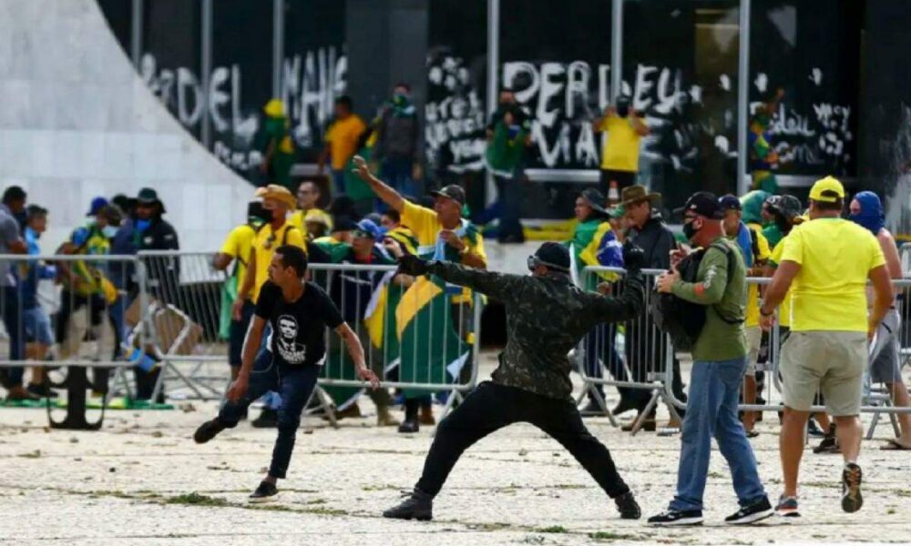 Operação Lesa Pátria - Desmantelando os Atos Golpistas de 8 de Janeiro