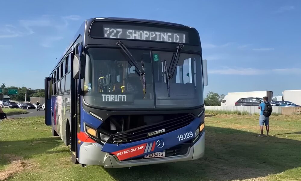 nibus Perde Controle e Bate em Carro na D Pedro I O Que Aconteceu e Por Que Isso Importa