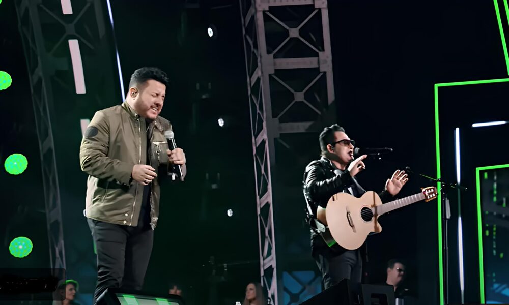 Inevit vel A Festa Bruno Marrone e Dino Fonseca Prometem Noite Inesquec vel em Campinas