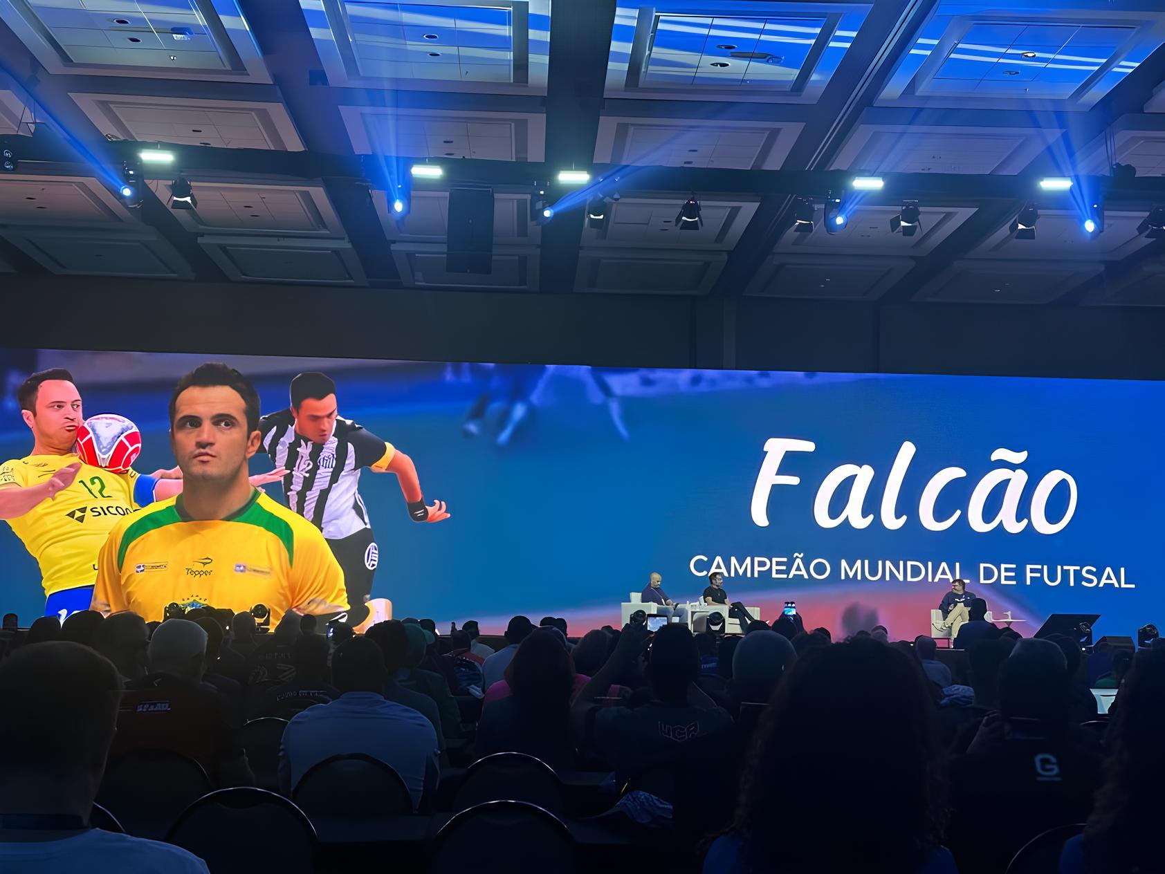 Umuarama no XIº Seminário Nacional de Formação Esportiva: Um Passo Rumo ao Futuro do Futsal Brasileiro 1 Umuarama no XI Semin rio Nacional de Forma o Esportiva Um Passo Rumo ao Futuro do Futsal Brasileiro