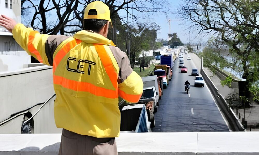 A Grande Festa de Cidade Tiradentes Como o Tr nsito e a Comemora o se Encontram na Avenida dos Metal rgicos