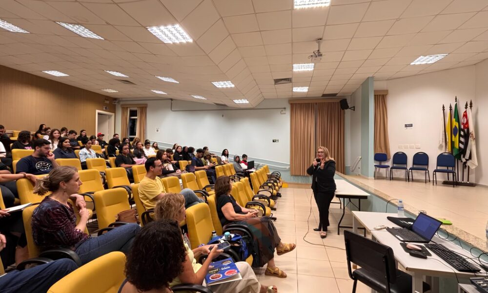 A Intelig ncia Artificial no Jornalismo Como a PUC Campinas Est Moldando o Futuro da Informa o