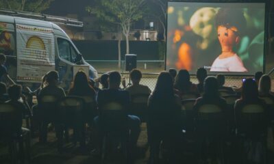 Cinema ao Ar Livre e Cultura Sustent vel O CineSolar Transforma o Parque Oziel em Um Ponto de Encontro M gico