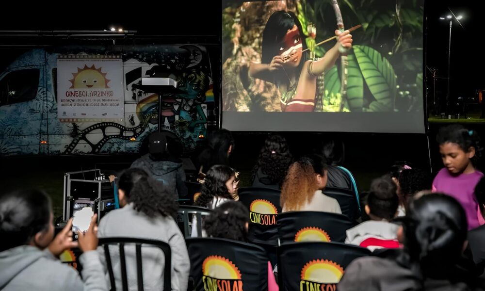 Cinema ao Ar Livre em Campinas Uma Noite M gica Sob as Estrelas com Pipoca de Gra a e Energia Solar
