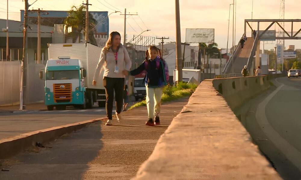 Falta de Transporte Escolar em Sumar A Luta Silenciosa de Fam lias pela Educa o de Crian as com Defici ncia