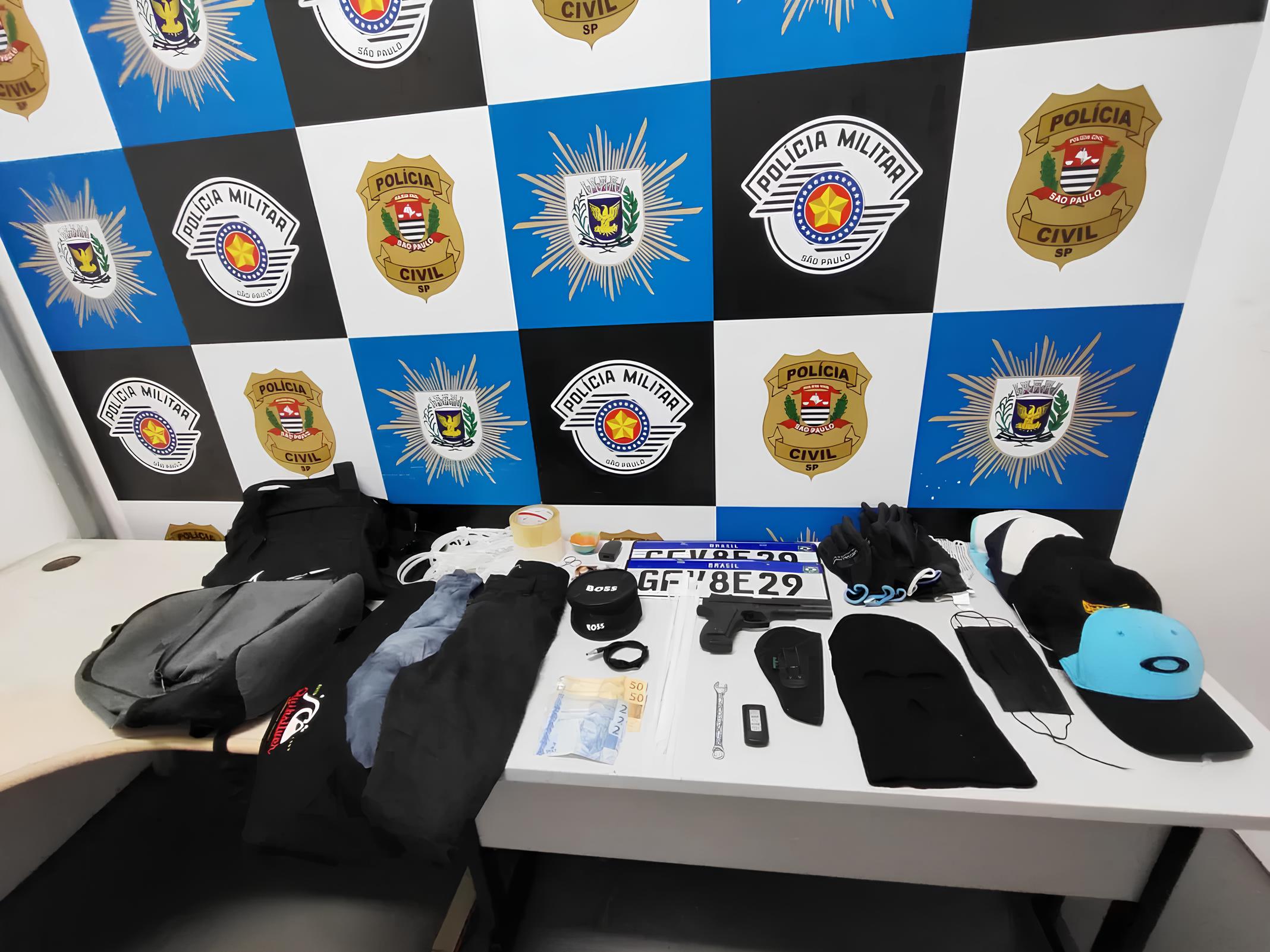 Homem Preso em Campinas: O Elo Perdido Entre Crimes Brutais e Ataques Coordenados? 1 Homem Preso em Campinas O Elo Perdido Entre Crimes Brutais e Ataques Coordenados
