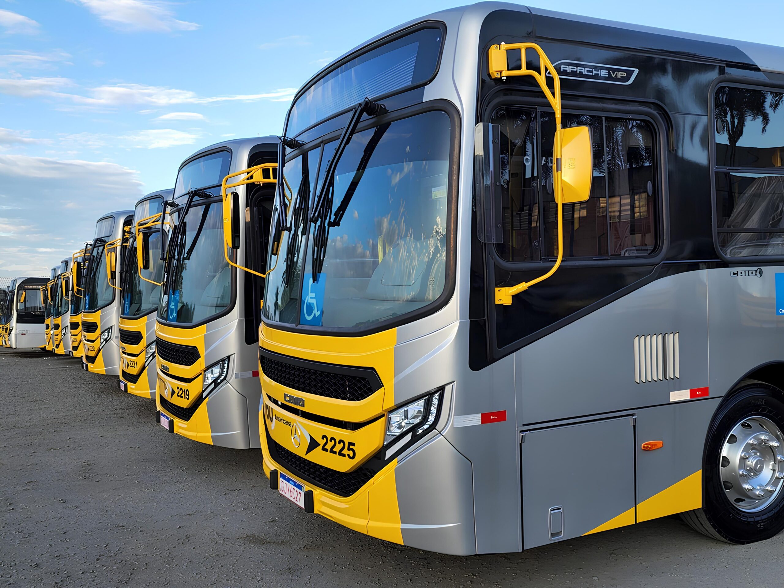 O Dia em que Americana Acordou com um Ônibus Mais Caro: O Impacto do Aumento da Tarifa no Bolso dos Passageiros 1 O Dia em que Americana Acordou com um nibus Mais Caro O Impacto do Aumento da Tarifa no Bolso dos Passageiros scaled