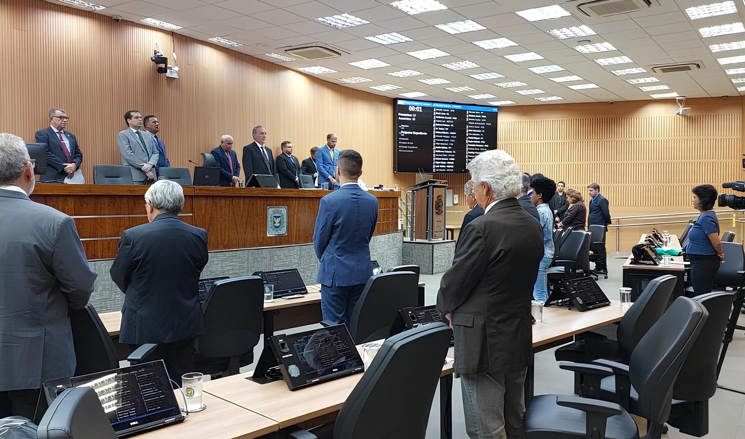 A Batalha dos Salários: A Polêmica Decisão que Pode Mudar o Jogo em Campinas 1 A Batalha dos Sal rios A Pol mica Decis o que Pode Mudar o Jogo em Campinas scaled