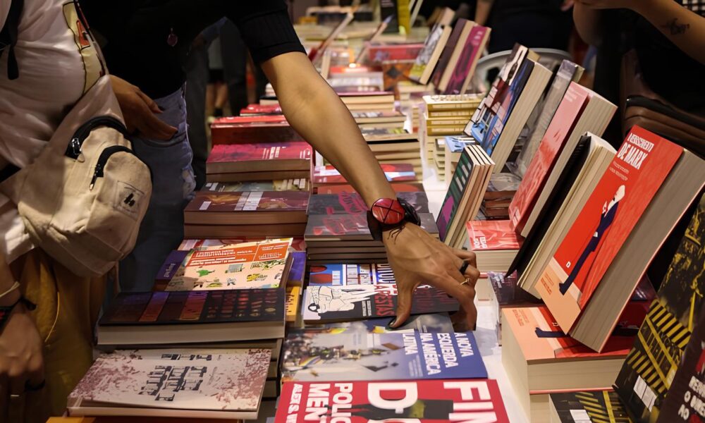 A Revolu o Liter ria Chegou a Campinas Como a Flipei Est Reinventando a Cultura com Livros M sica e Resist ncia