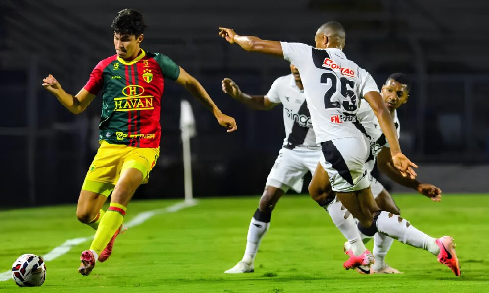 Brusque Escreve Hist ria no Brasileir o S rie C Goleada Contra a L der Ponte Preta em Noite de Magia e Dom nio