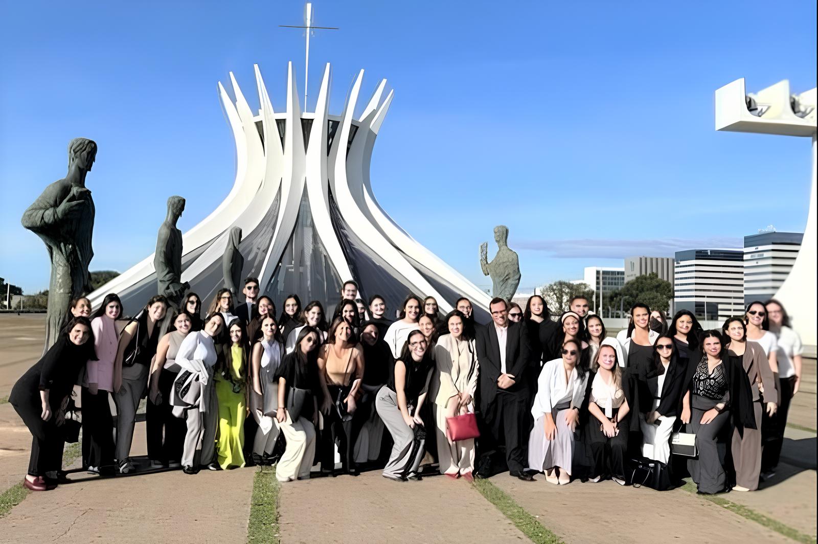 Como 39 Estudantes da PUC-Campinas Transformaram um Roteiro Acadêmico em Uma Jornada de Inspiração e Descobertas em Brasília 1 Como 39 Estudantes da PUC Campinas Transformaram um Roteiro Acad mico em Uma Jornada de Inspira o e Descobertas em Bras lia