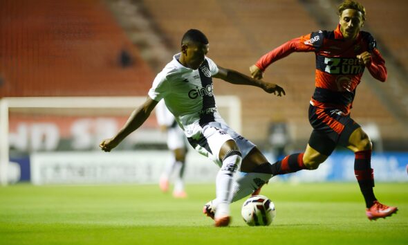 Como Jeh Tornou se o Her i da Ponte Preta e Garantiu a Lideran a em Itu Uma An lise Detalhada do Jogo que Marca poca