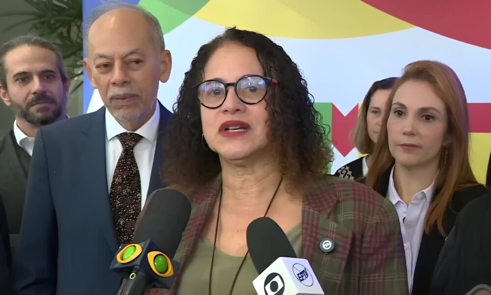 Como a Ministra Luciana Santos Est Transformando o Futuro da Ci ncia no Brasil
