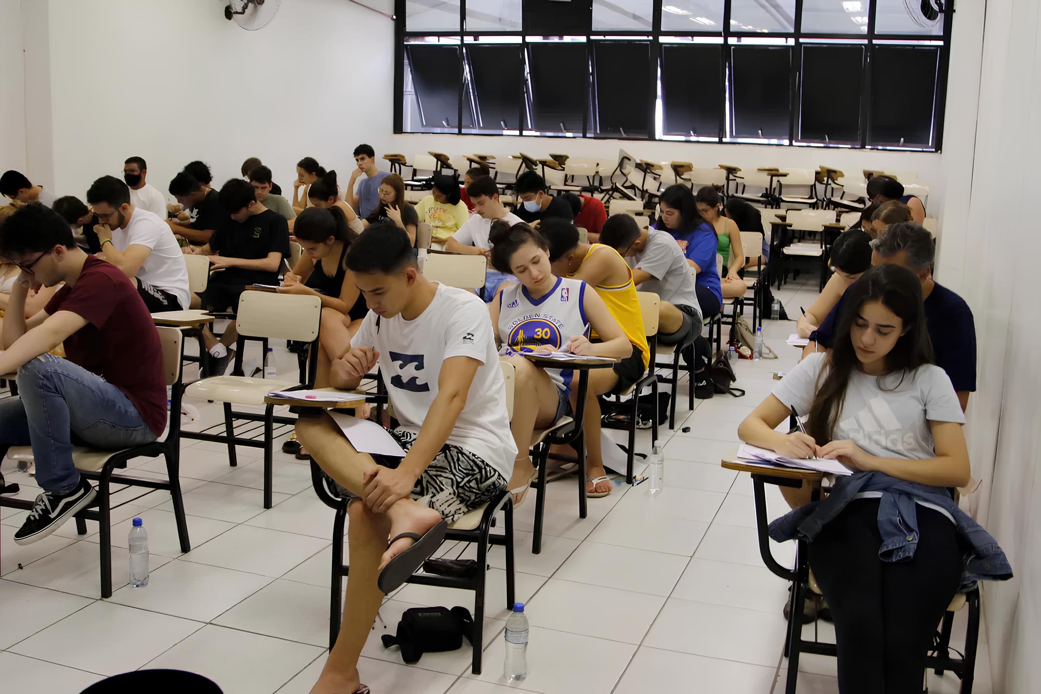Enem 2025: A Prova que Pode Mudar o Seu Futuro – Diploma, Universidade e Oportunidades em Jogo 1 Enem 2025 A Prova que Pode Mudar o Seu Futuro Diploma Universidade e Oportunidades em Jogo