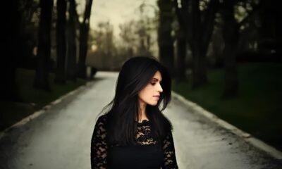 Entre Sonhos e Fragmentos Um Concerto de Dia das M es que Ecoa a For a e a Delicadeza Feminina