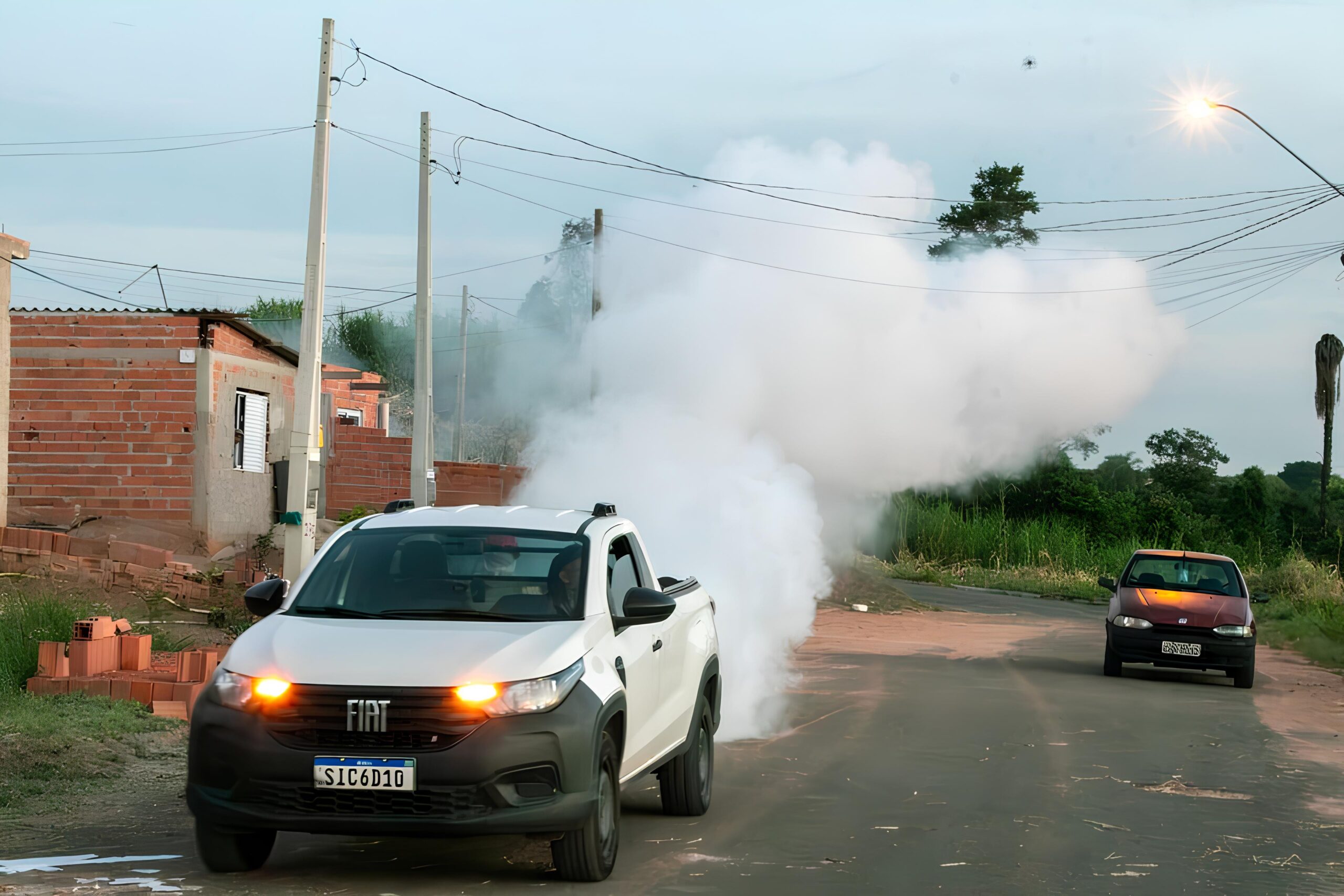 O Fumacê Chegou: Como Jaguariúna Está Combatendo o Avanço da Dengue na Região do Roseira 1 O Fumac Chegou Como Jaguari na Est Combatendo o Avan o da Dengue na Regi o do Roseira scaled