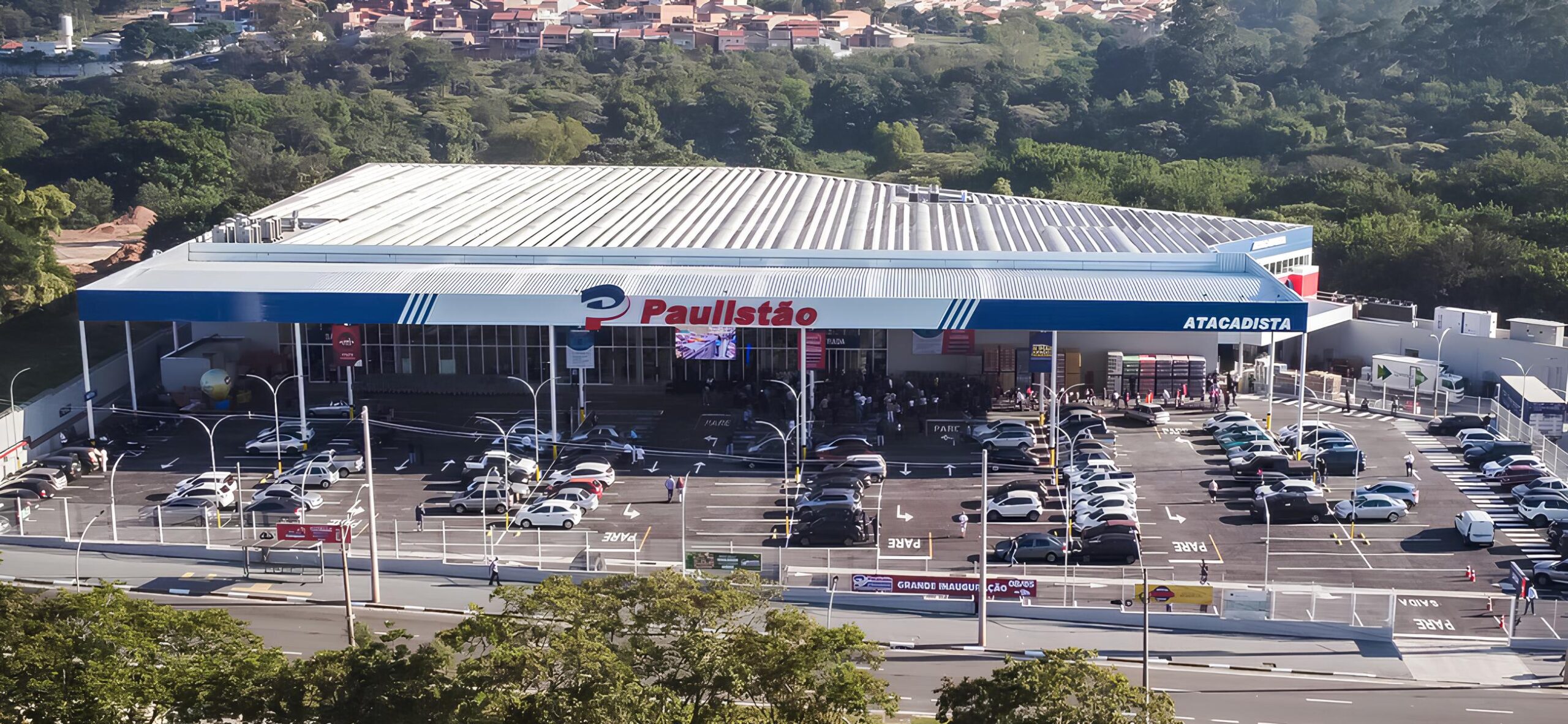 O Grande Avanço do Varejo: Como o Paulistão Atacadista Está Transformando Campinas em um Novo Polo de Consumo 1 O Grande Avan o do Varejo Como o Paulist o Atacadista Est Transformando Campinas em um Novo Polo de Consumo scaled