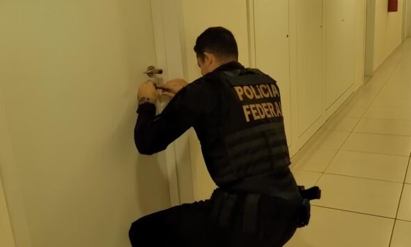 Opera o Reden o Como a Pol cia Federal Desmascarou uma Teia de Corrup o e Tr fico Internacional de Drogas