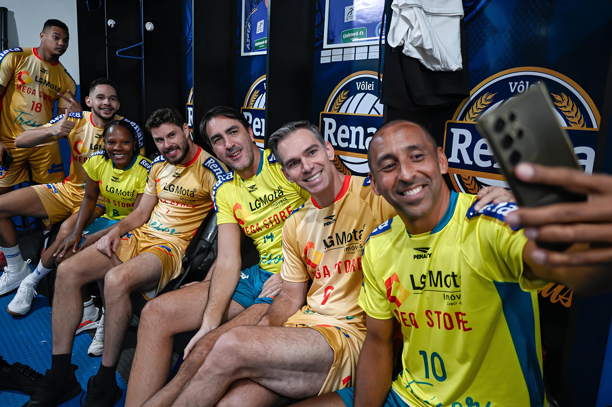Quando Esportes Colidem: O Saque Inusitado de Formiga no Jogo que Reuniu Lendas do Vôlei e Futebol 1 Quando Esportes Colidem O Saque Inusitado de Formiga no Jogo que Reuniu Lendas do V lei e Futebol