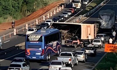 Quando o Tempo P ra na Estrada O Dia em Que uma Carreta Tombou e Paralisou Piracicaba