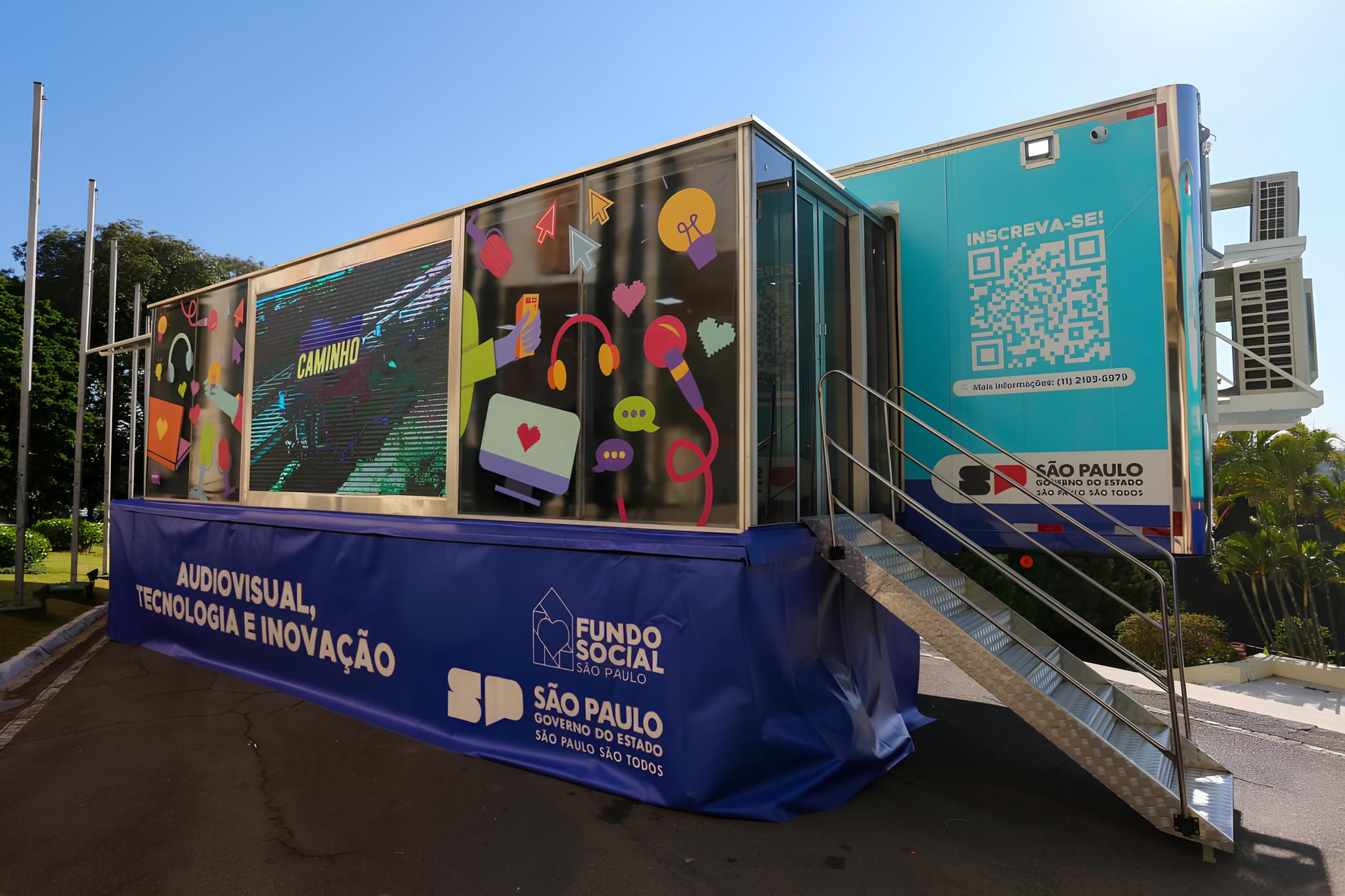 Transformando Vidas Sobre Rodas: Como o Caminho da Capacitação Está Revolucionando a Educação em São Paulo 1 Transformando Vidas Sobre Rodas Como o Caminho da Capacita o Est Revolucionando a Educa o em S o Paulo