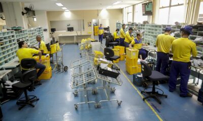 A Batalha dos Advogados dos Correios O Fim do Teletrabalho em Tempos de Incerteza