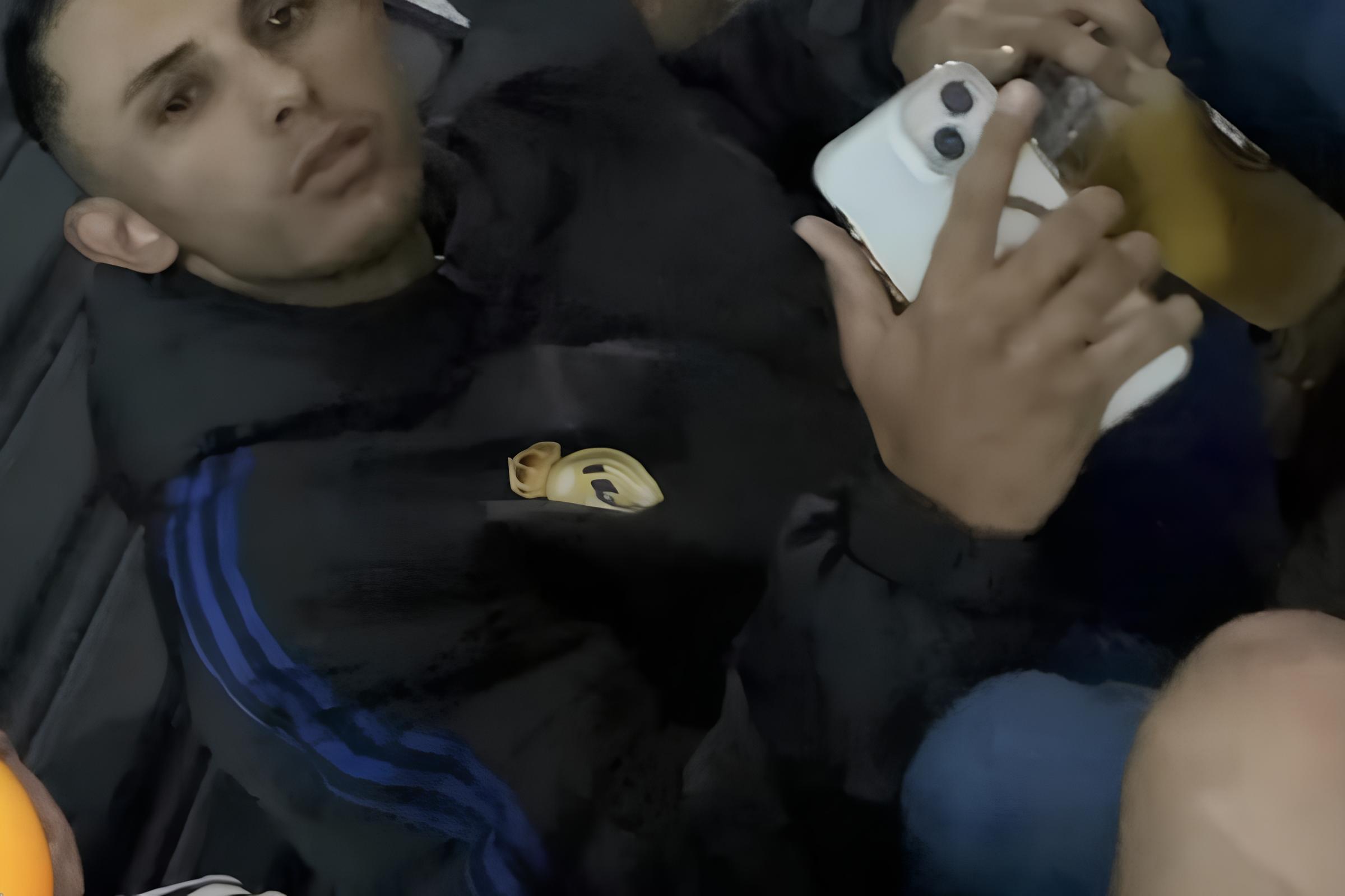 A Noite em Chamas: Como a Morte de Kelvin Acendeu um Protesto em Jacareí 1 A Noite em Chamas Como a Morte de Kelvin Acendeu um Protesto em Jacare