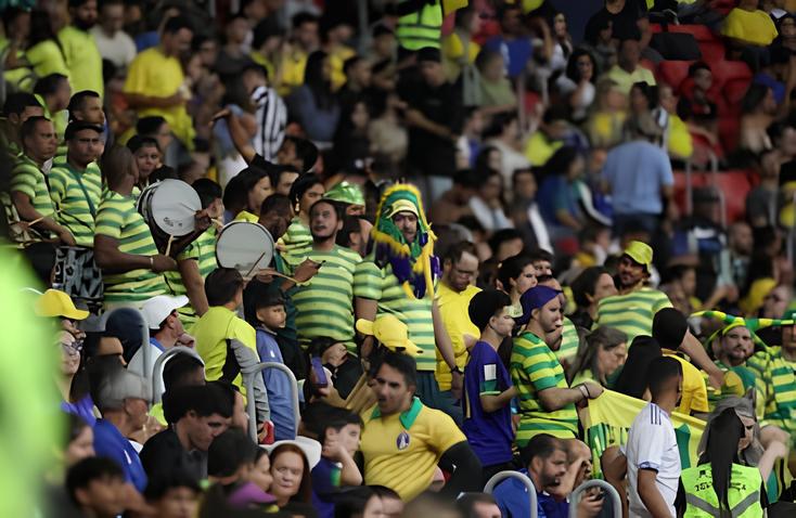Brasil x Paraguai: A Estreia de Ancelotti na Neo Química Arena Promete Emoção, Polêmica e Preços Salgados 1