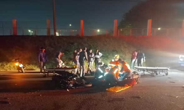 Colis o entre Moto e Charrete O Impacto de Dois Mundos em Conflito na Marginal da Santos Dumont