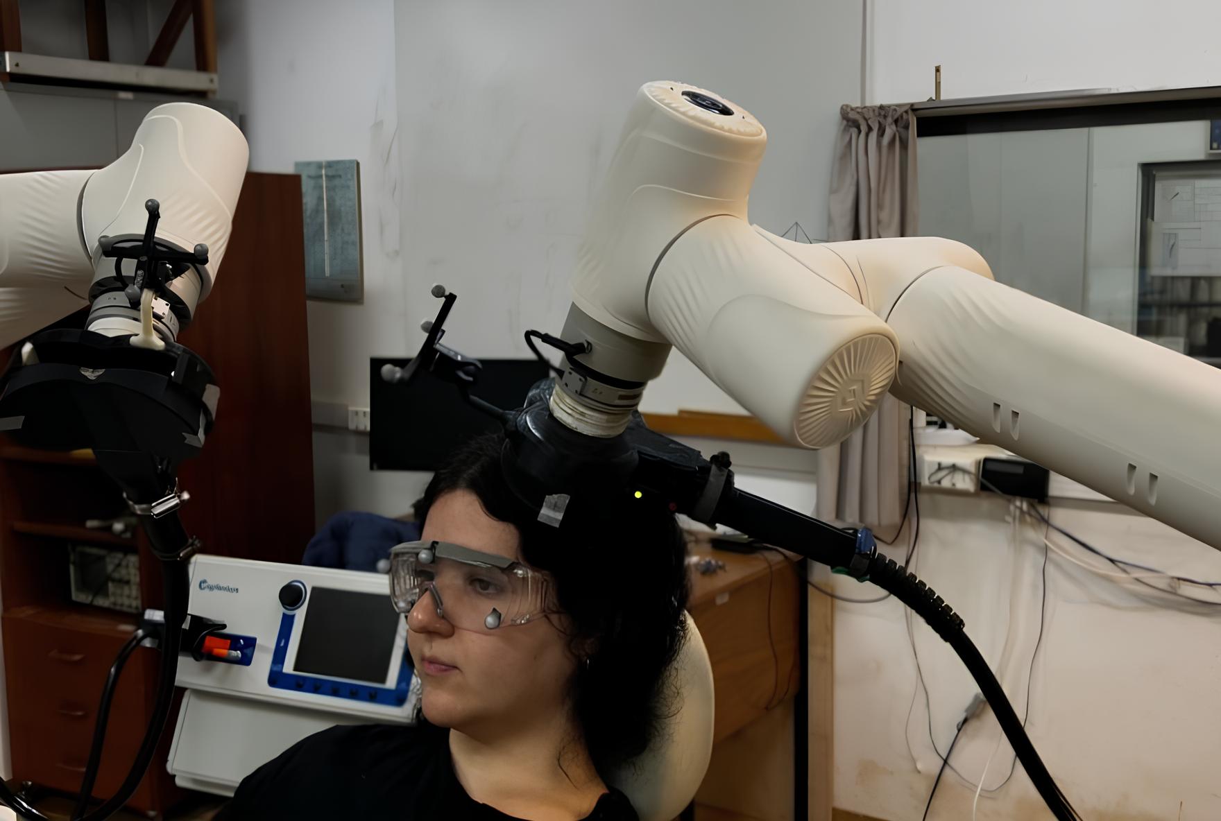 Como um Braço Robótico Desenvolvido no Brasil Está Revolucionando o Futuro da Saúde Mental: O Avanço da Medicina de Precisão 1 Como um Bra o Rob tico Desenvolvido no Brasil Est Revolucionando o Futuro da Sa de Mental O Avan o da Medicina de Precis o