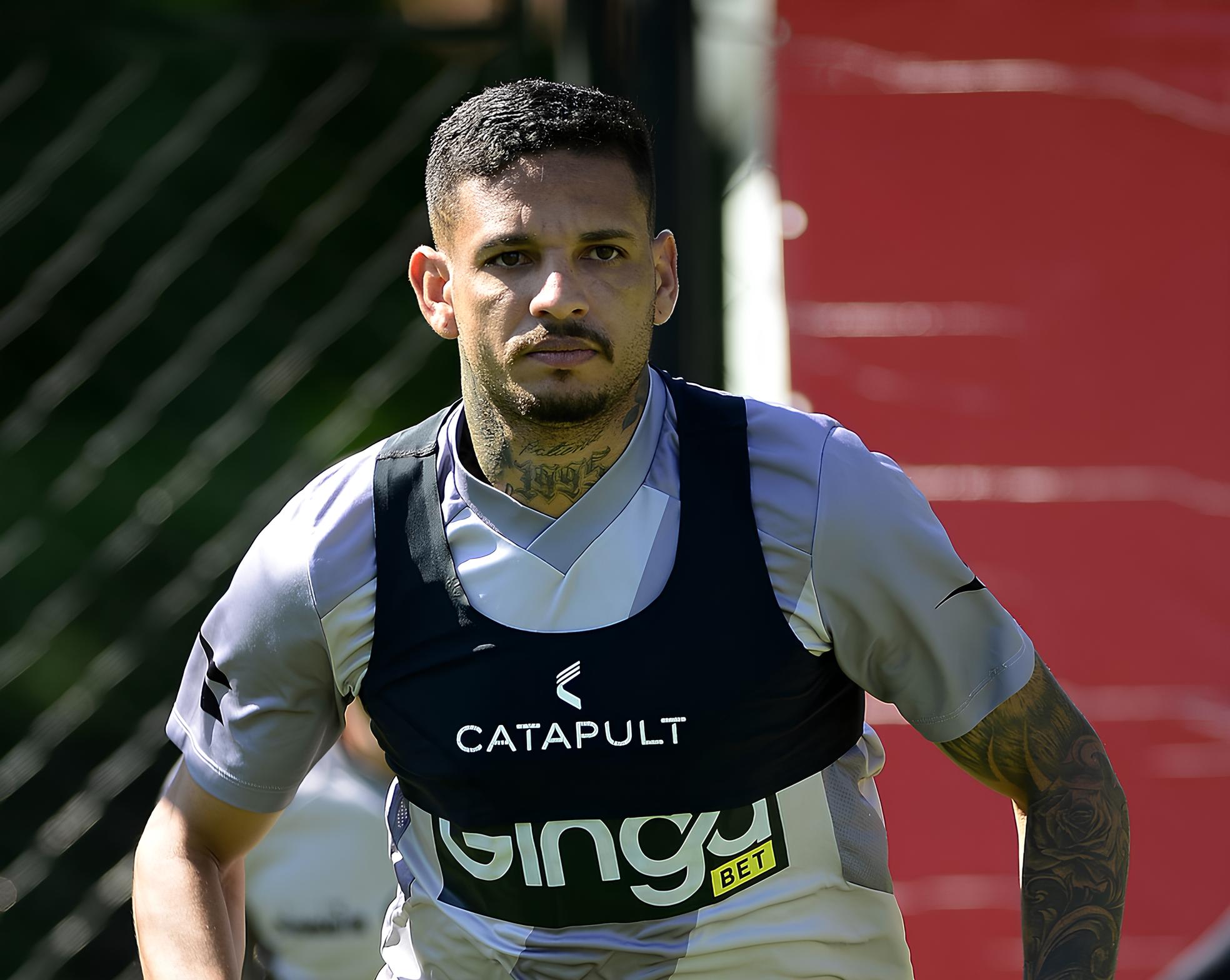 O Adeus Silencioso de Danrlei: Por Que um Atacante Zerado de Gols Está Deixando a Ponte Preta para Brilhar no Exterior? 1