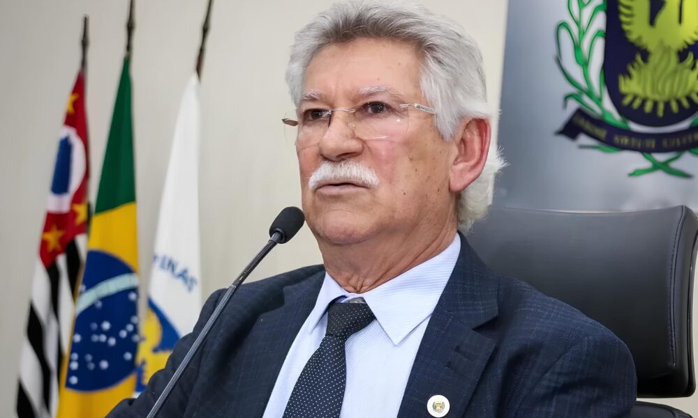 O Caso Z Carlos A C mara de Campinas Diante de um Dilema que Abala os Pilares da Democracia Local