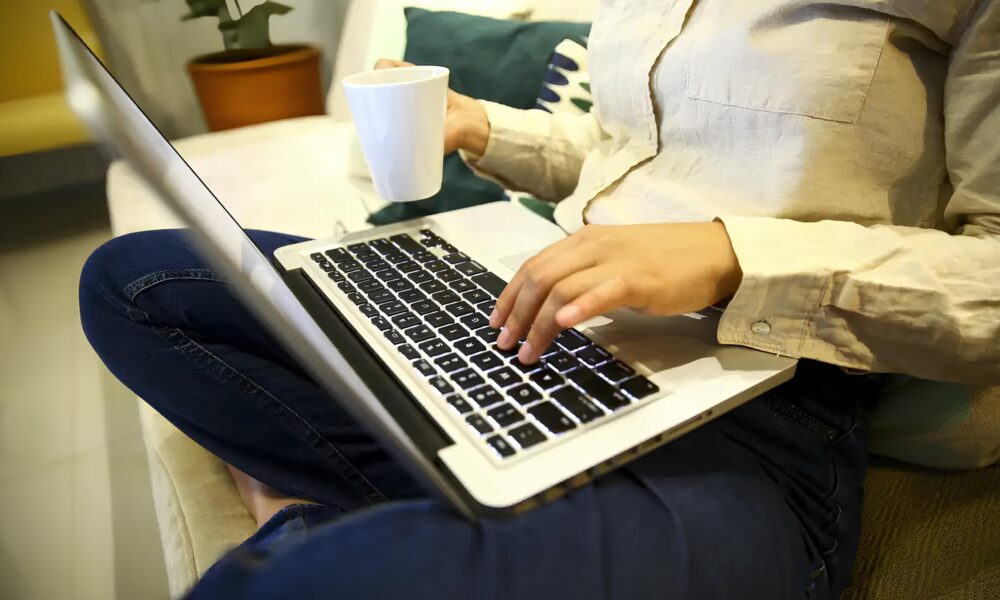 O Futuro Est Aqui Como 67 dos Paulistas Est o Redefinindo o Consumo Online em 2025