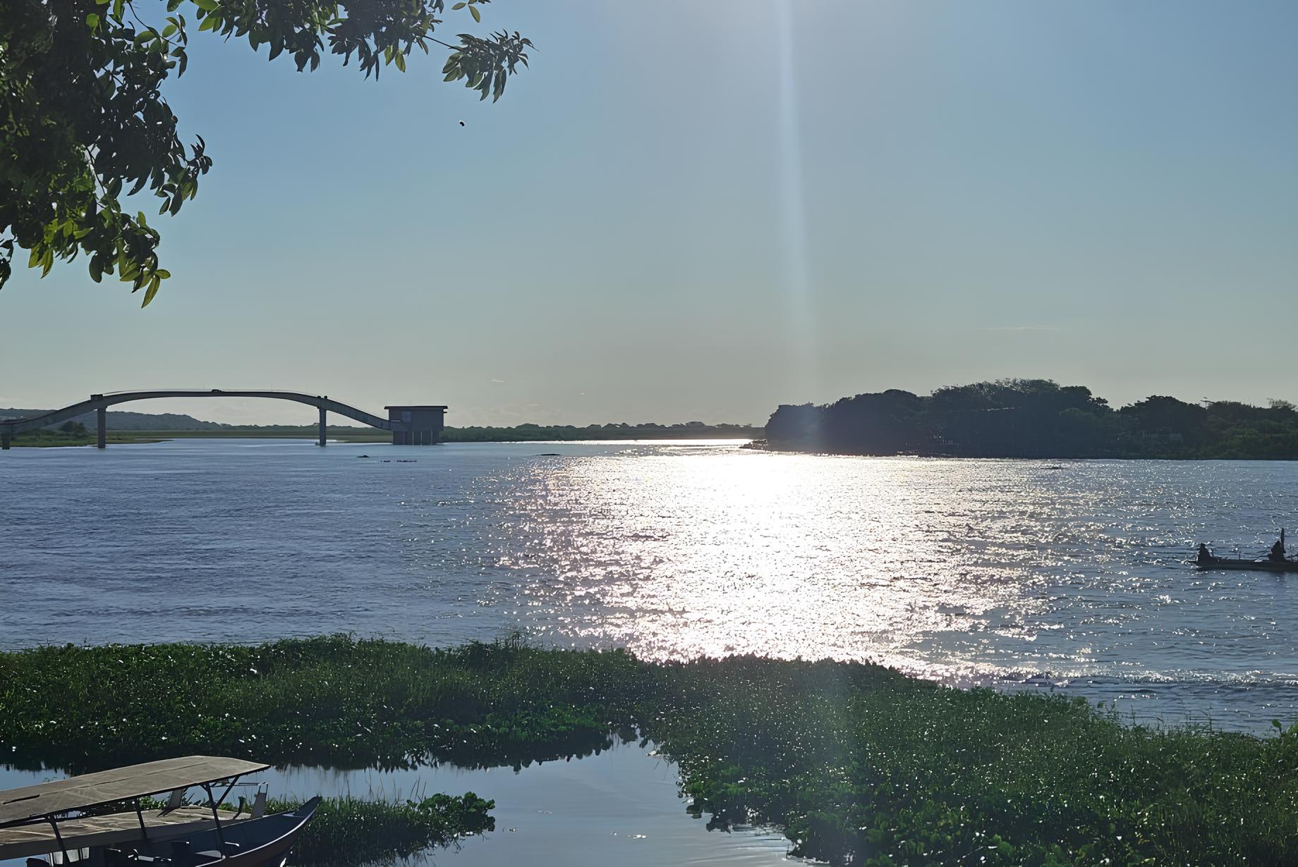 O Pantanal Sem Asas: Como a Suspensão de Voos e a Muralha de Fogo Estão Mudando o Destino de Corumbá 1 O Pantanal Sem Asas Como a Suspens o de Voos e a Muralha de Fogo Est o Mudando o Destino de Corumb