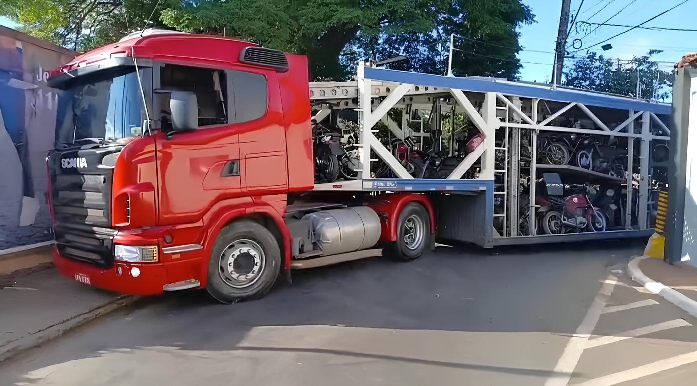 Quando a Cidade Para: O Caso do Caminhão Travado em Sumaré e as Lições Sobre Planejamento Urbano 1 Quando a Cidade Para O Caso do Caminh o Travado em Sumar e as Li es Sobre Planejamento Urbano