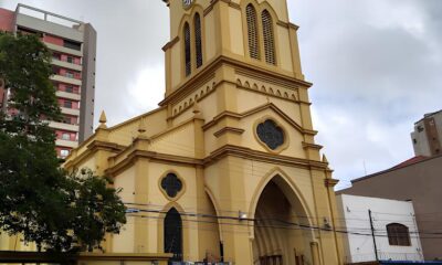 Quando a F Encontra o Caos O Caso do Spray de Pimenta em Plena Missa que Deixou uma Crian a Ferida