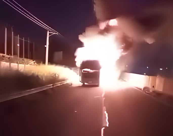 Quando o Fogo Engole um nibus na Marginal da Anhanguera O Que Realmente Aconteceu em Campinas
