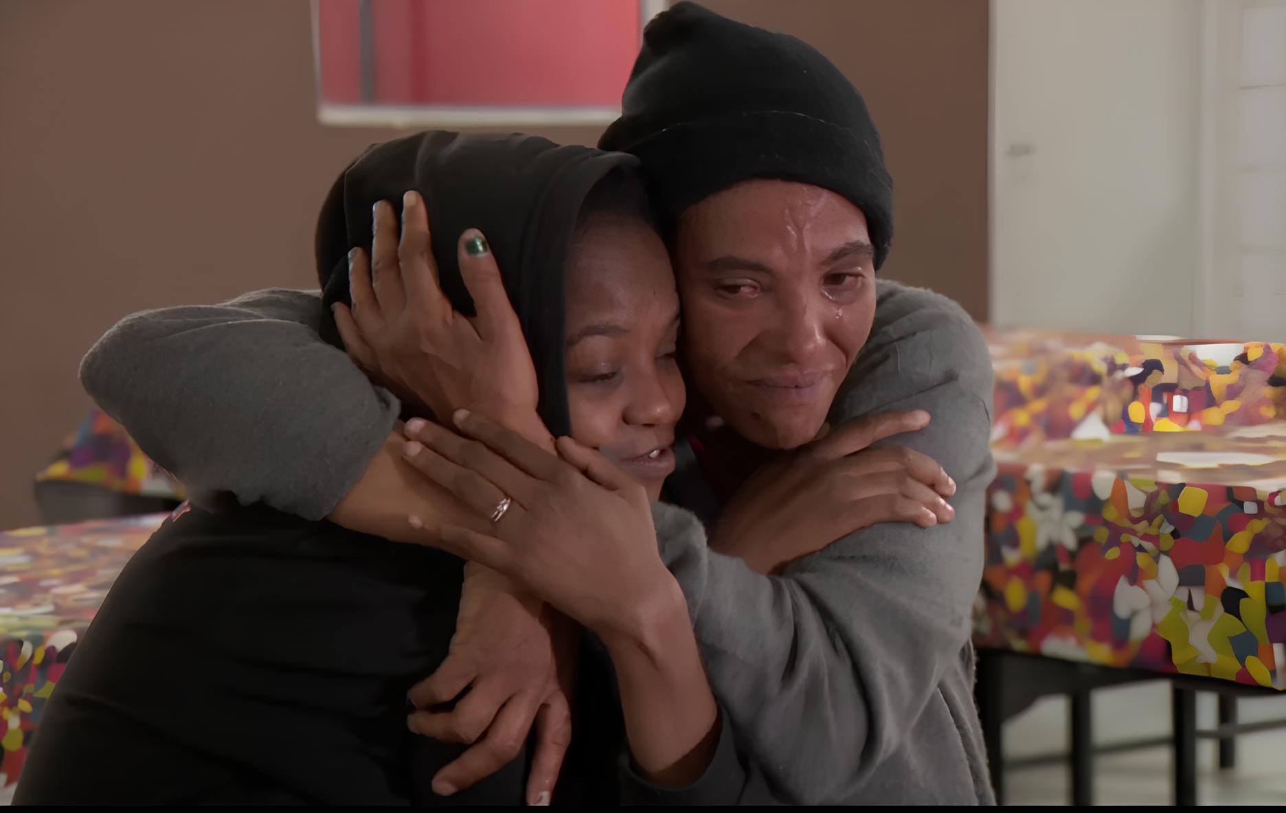 Separadas por 20 Anos, Mãe e Filha se Reencontram no Mesmo Abrigo: A História que Comoveu Campinas 1 Separadas por 20 Anos M e e Filha se Reencontram no Mesmo Abrigo A Hist ria que Comoveu Campinas