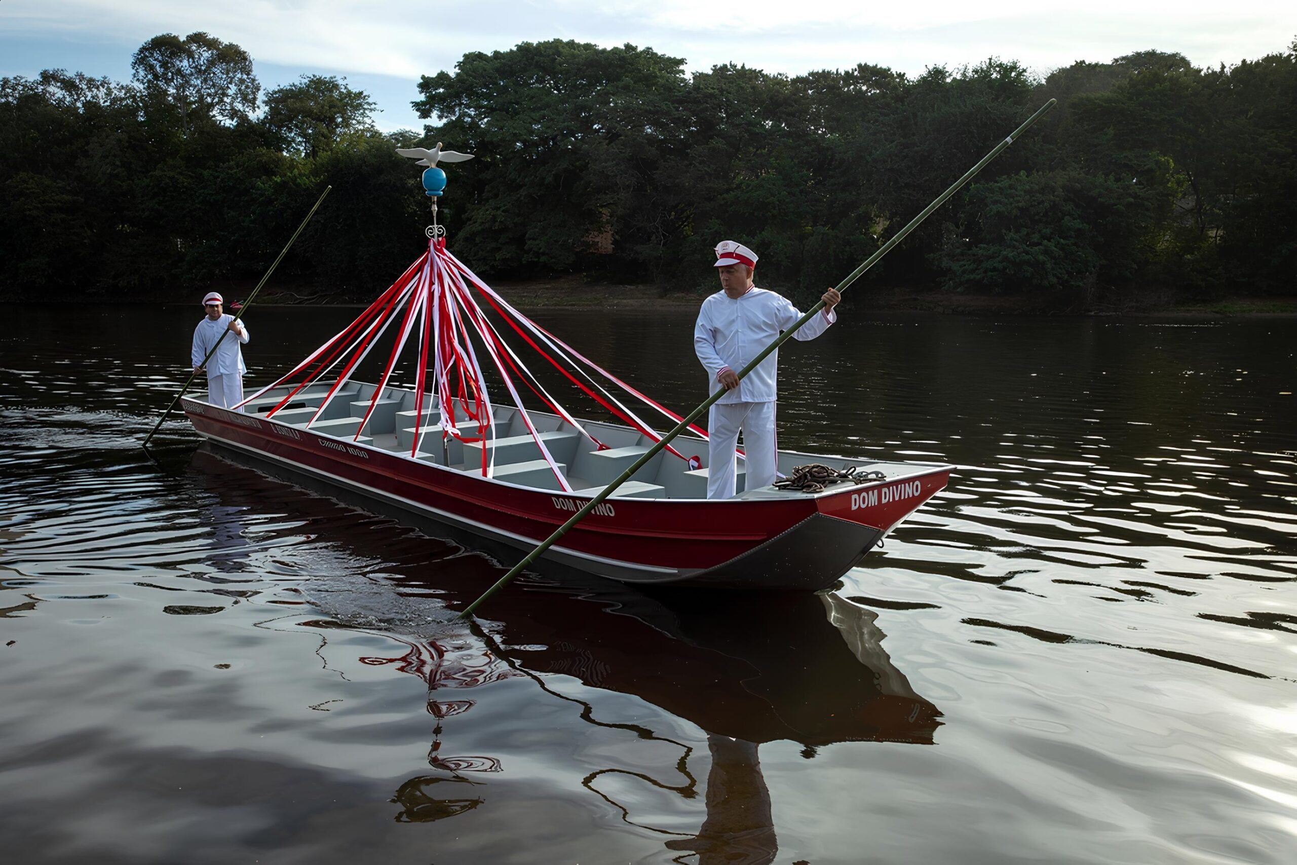 A Festa do Divino em Piracicaba: Uma Celebração de Fé, Cultura e Tradição que Encanta Gerações 1 A Festa do Divino em Piracicaba Uma Celebra o de F Cultura e Tradi o que Encanta Gera es scaled