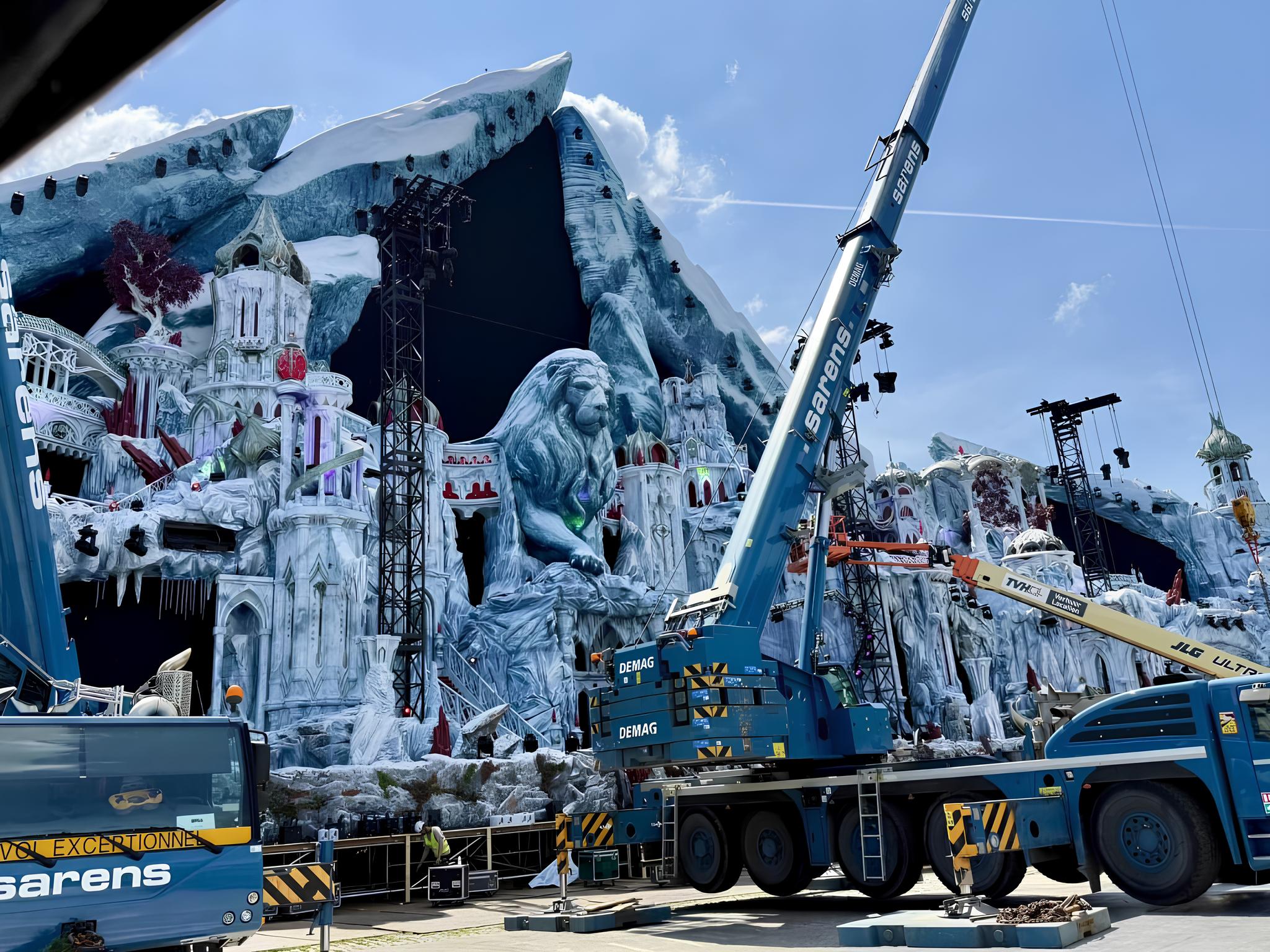 Fogo Devasta o Coração da Magia: O Incêndio no Palco da Tomorrowland Que Abalou o Mundo da Música Eletrônica 1 Fogo Devasta o Cora o da Magia O Inc ndio no Palco da Tomorrowland Que Abalou o Mundo da M sica Eletr nica