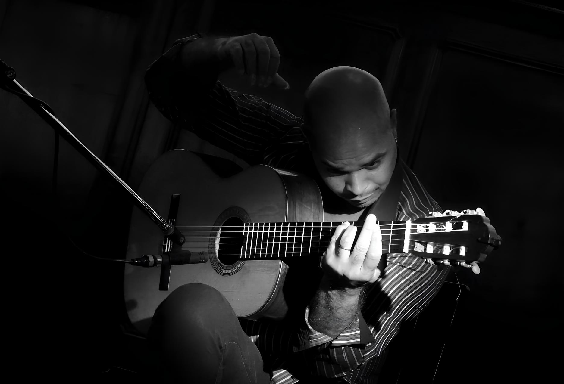 Marcel Powell e a Celebração da Musicalidade Negra: Uma Viagem Pela Herança Cultural Afro-Brasileira 1 Marcel Powell e a Celebra o da Musicalidade Negra Uma Viagem Pela Heran a Cultural Afro Brasileira