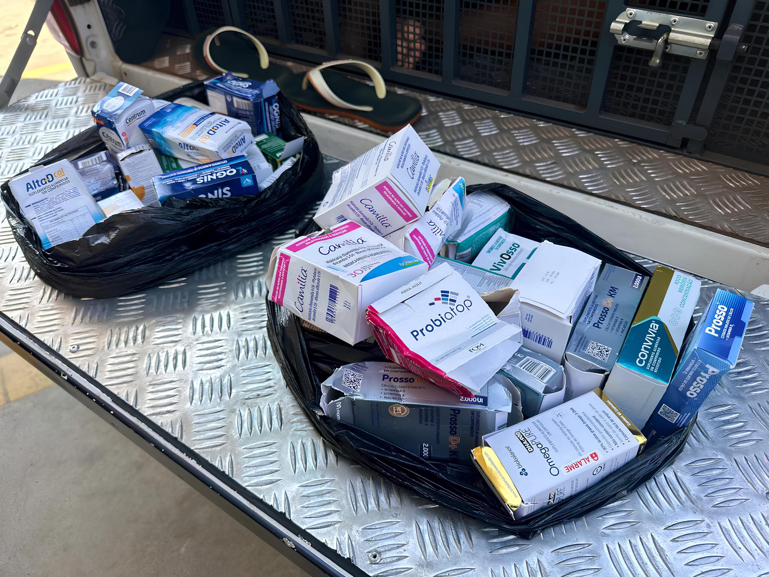 Quando a Muralha Digital Identifica o Crime: A Intrigante História de um Trio Preso por Furto de Medicamentos em Americana 1 Quando a Muralha Digital Identifica o Crime A Intrigante Hist ria de um Trio Preso por Furto de Medicamentos em Americana scaled