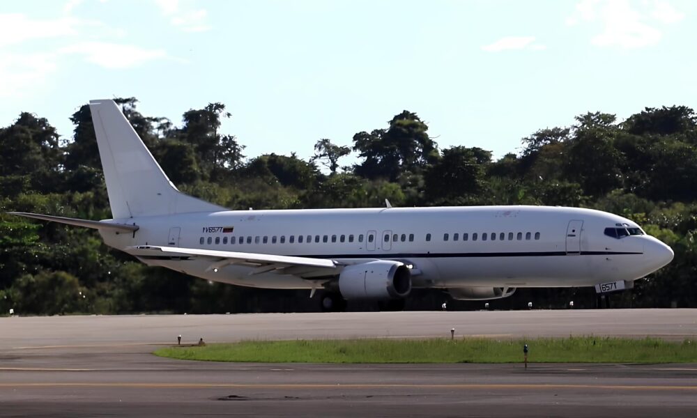 Boeing 737 400 Estrangeiros Invadem o C u Brasileiro O Que Esses Voos Especiais Revelam Sobre a Avia o e o Futuro dos Aeroportos no Pa s