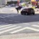 O Impacto de Um Segundo de Descuido Motorista Foge Ap s Atropelar Jovem em Faixa de Pedestre