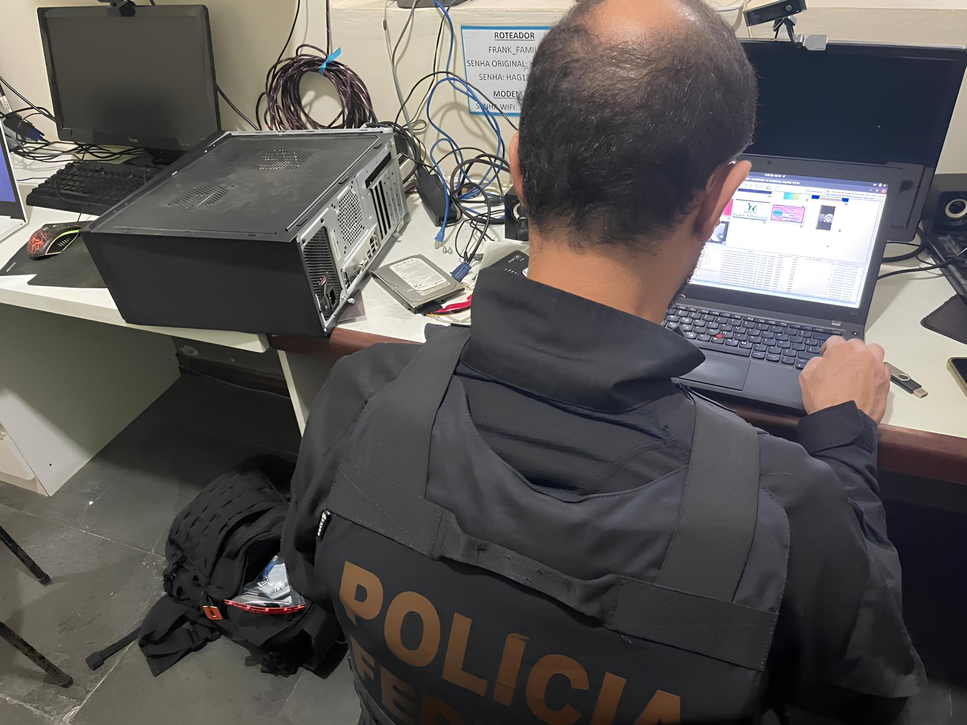 Os Perigos Invisíveis das Redes Sociais: Como Imagens 'Inocentes' de Crianças Podem Atrair Predadores Online 1 Os Perigos Invis veis das Redes Sociais Como Imagens Inocentes de Crian as Podem Atrair Predadores Online