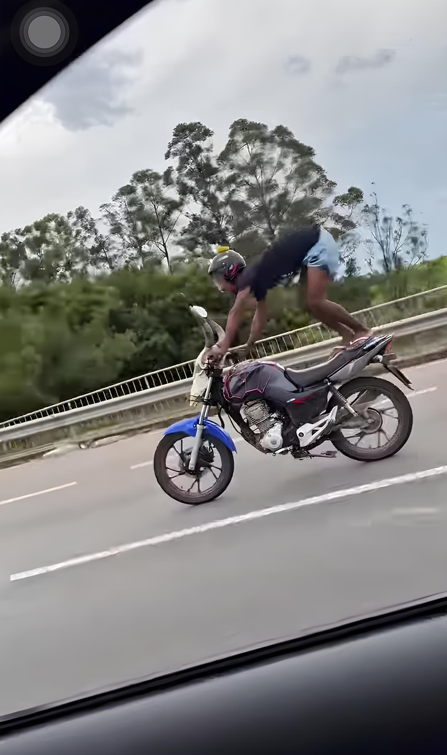 Perigo nas Rodovias: Como Manobras Arriscadas Viraram Espetáculo e Terminaram em Prisão 1 Perigo nas Rodovias Como Manobras Arriscadas Viraram Espet culo e Terminaram em Pris o