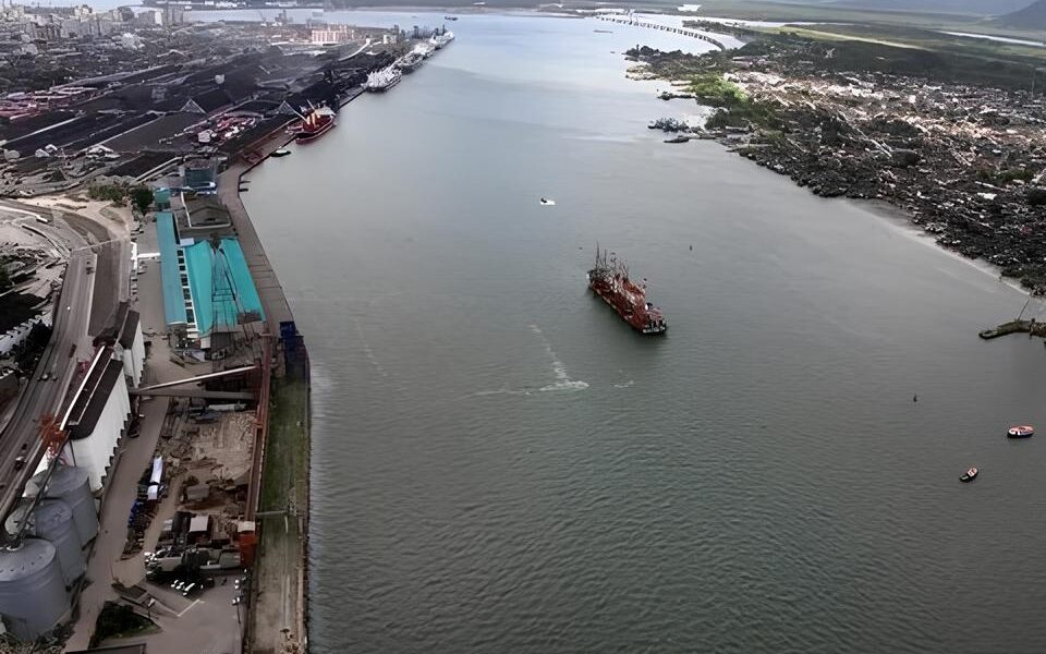 Por que o Futuro do Porto de Santos Est em Risco E o Que Isso Significa Para Nossa Economia